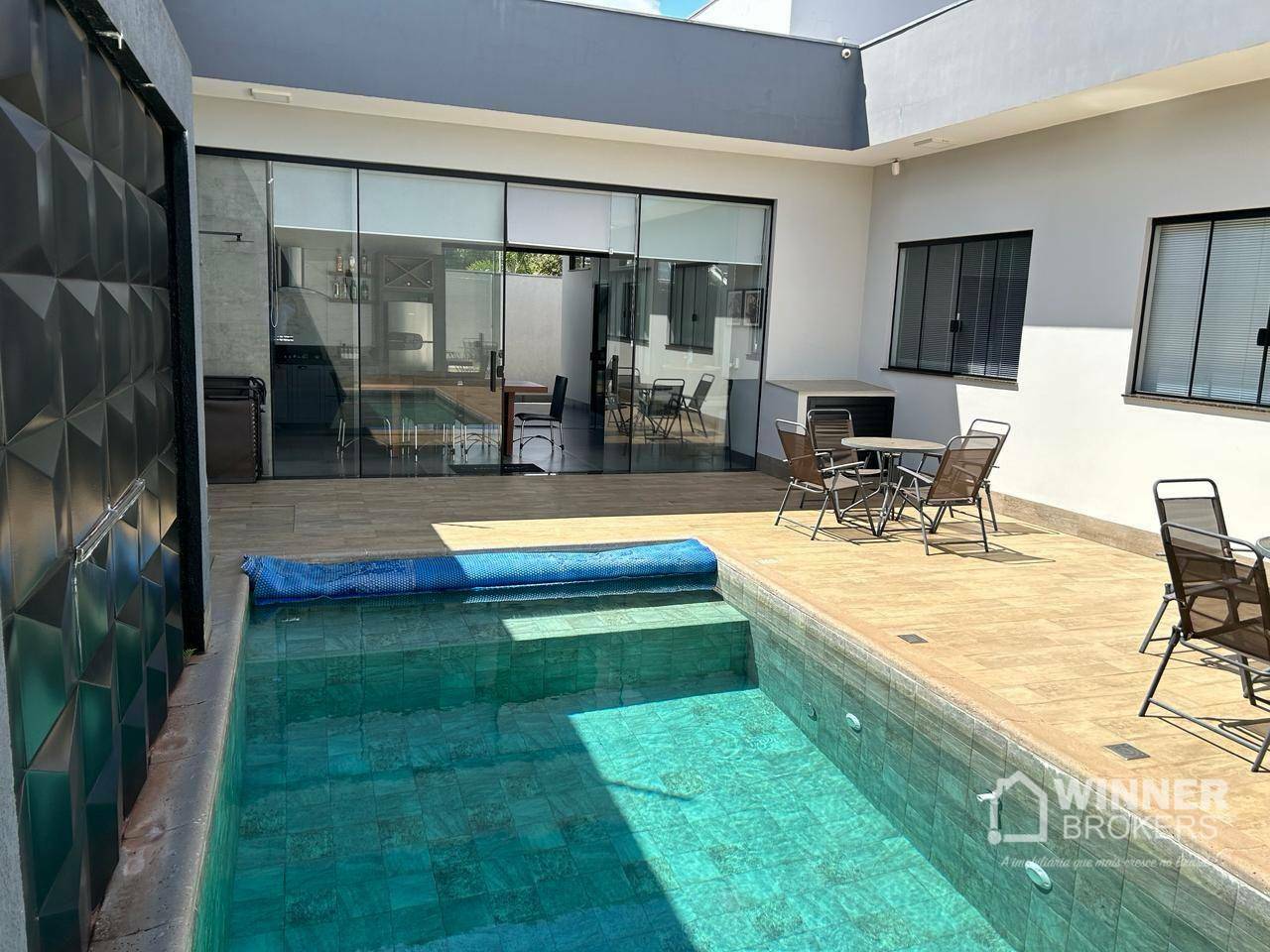 Casa à venda com 3 quartos, 215m² - Foto 13