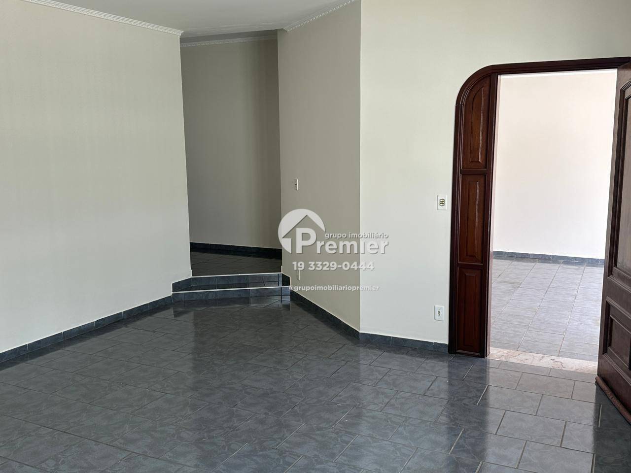 Casa à venda com 4 quartos, 260m² - Foto 11