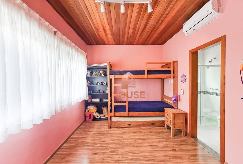 Casa de Condomínio à venda com 3 quartos, 325m² - Foto 10