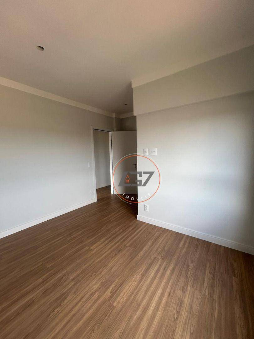 Apartamento à venda com 3 quartos, 200m² - Foto 10