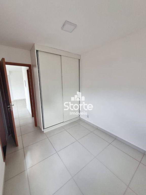 Apartamento para alugar com 2 quartos, 56m² - Foto 7