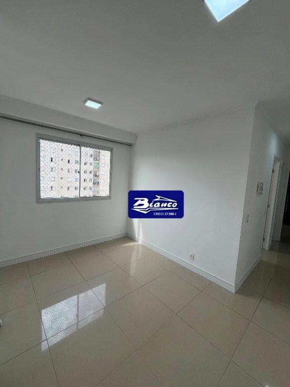 Apartamento para alugar com 2 quartos, 43m² - Foto 3