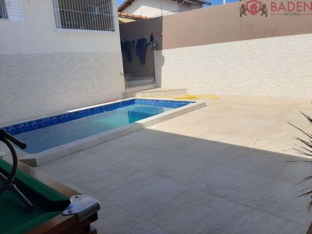 Casa à venda com 4 quartos, 200m² - Foto 24