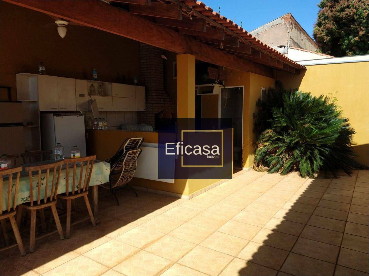 Casa à venda com 3 quartos, 280m² - Foto 3