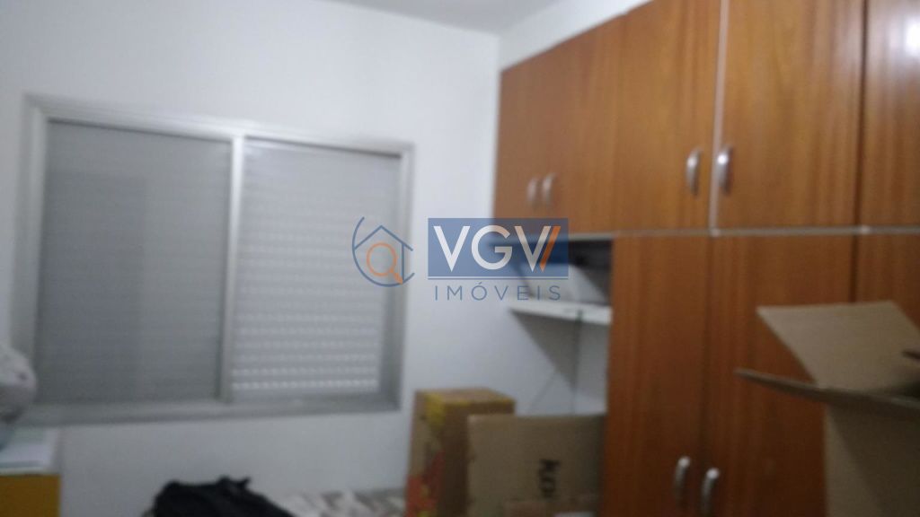 Apartamento para alugar com 3 quartos, 110m² - Foto 12