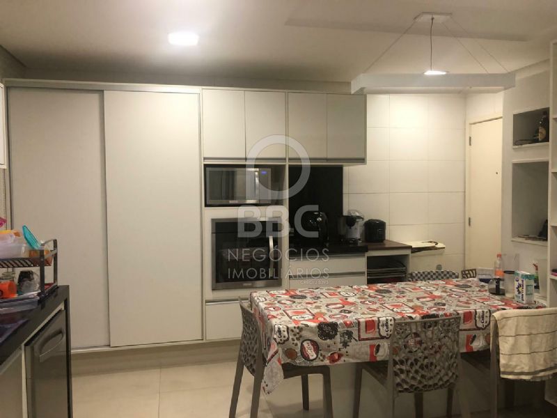 Apartamento à venda com 4 quartos, 144m² - Foto 8