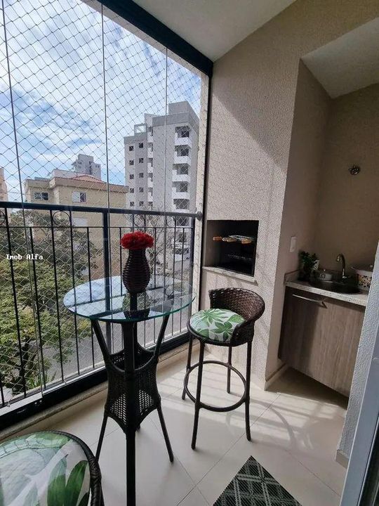 Apartamento à venda com 2 quartos, 60m² - Foto 1