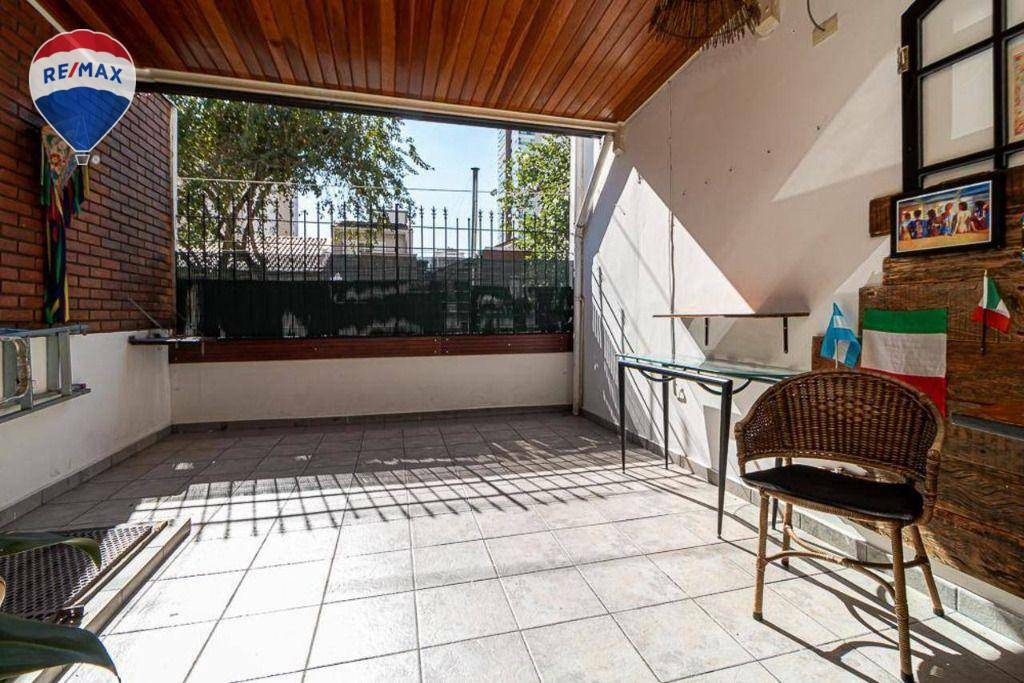 Casa à venda com 4 quartos, 180m² - Foto 15