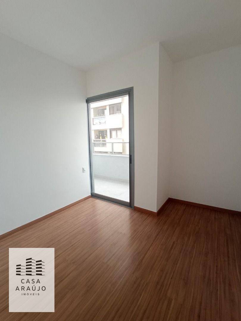 Apartamento à venda com 3 quartos, 89m² - Foto 12