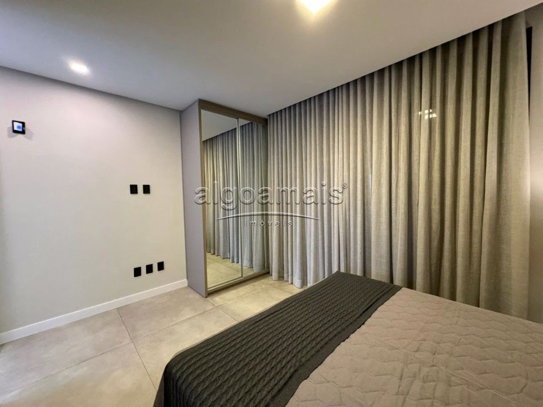 Casa à venda com 4 quartos, 206m² - Foto 12