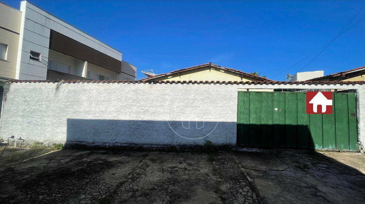 Casa à venda com 3 quartos, 100m² - Foto 4