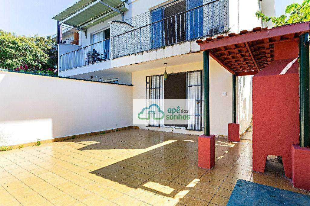 Casa à venda com 3 quartos, 239m² - Foto 5