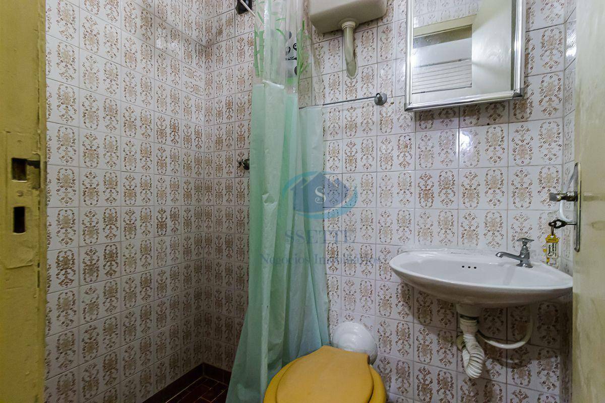 Casa à venda com 3 quartos, 200m² - Foto 49