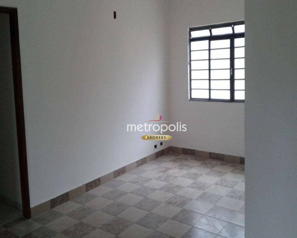 Casa à venda com 3 quartos, 220m² - Foto 2