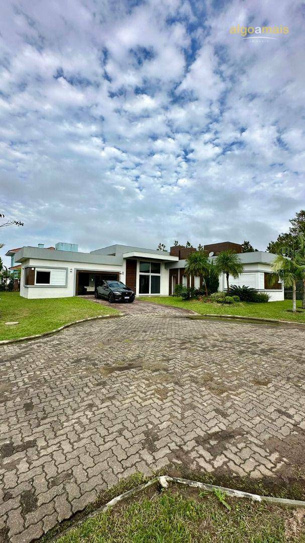 Casa de Condomínio à venda com 4 quartos, 240m² - Foto 13