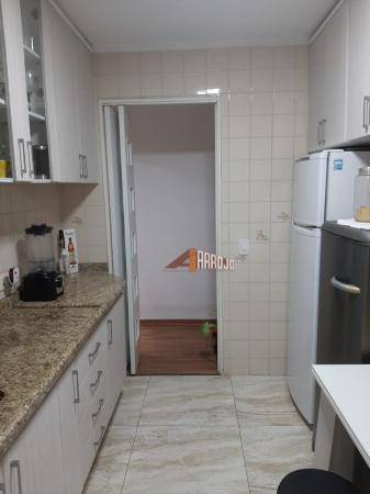 Apartamento à venda com 2 quartos, 56m² - Foto 21