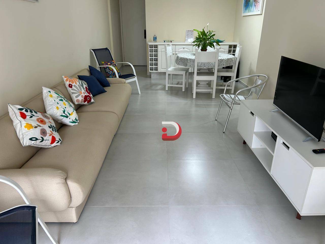 Apartamento à venda com 3 quartos, 100m² - Foto 3