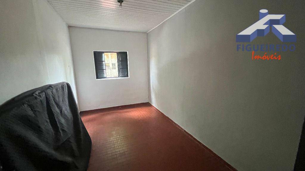 Casa à venda com 2 quartos, 60m² - Foto 10