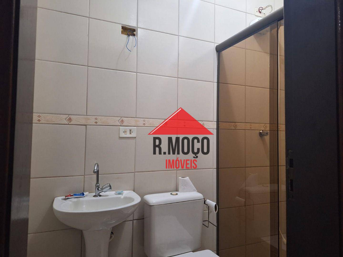 Sobrado à venda com 3 quartos, 200m² - Foto 18