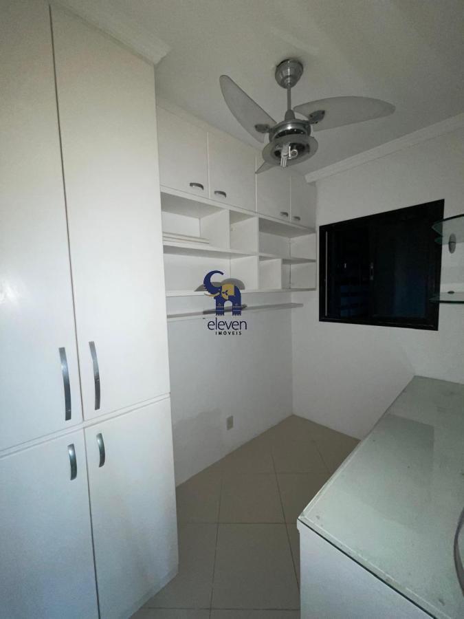 Apartamento para alugar com 4 quartos, 145m² - Foto 18