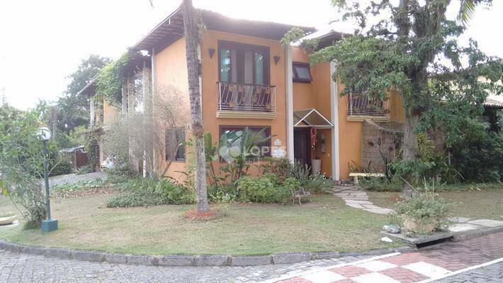 Casa de Condomínio à venda com 4 quartos, 300m² - Foto 1