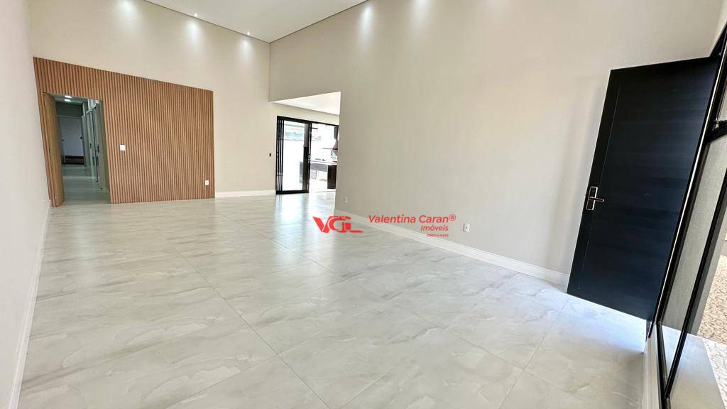 Casa de Condomínio à venda com 3 quartos, 210m² - Foto 5