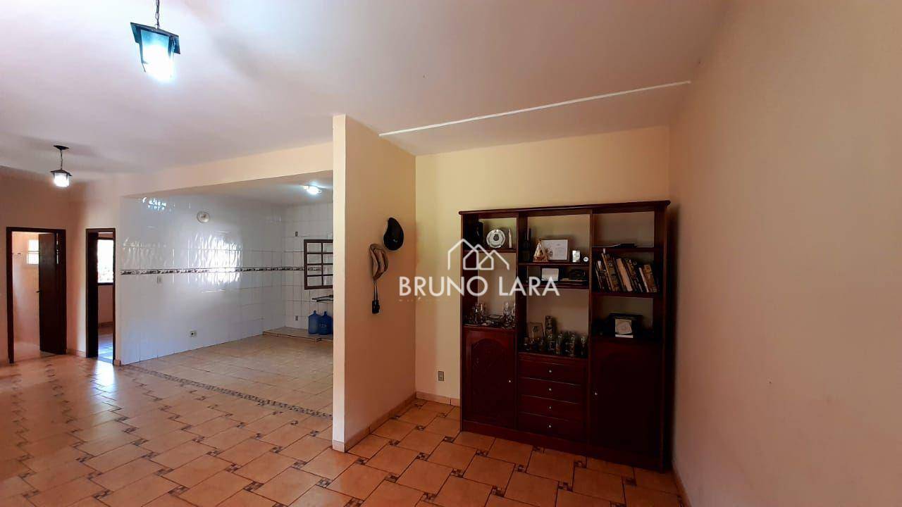 Sítio à venda com 3 quartos, 330m² - Foto 14