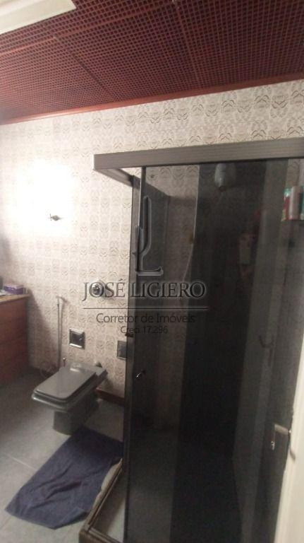 Apartamento à venda com 2 quartos, 65m² - Foto 20