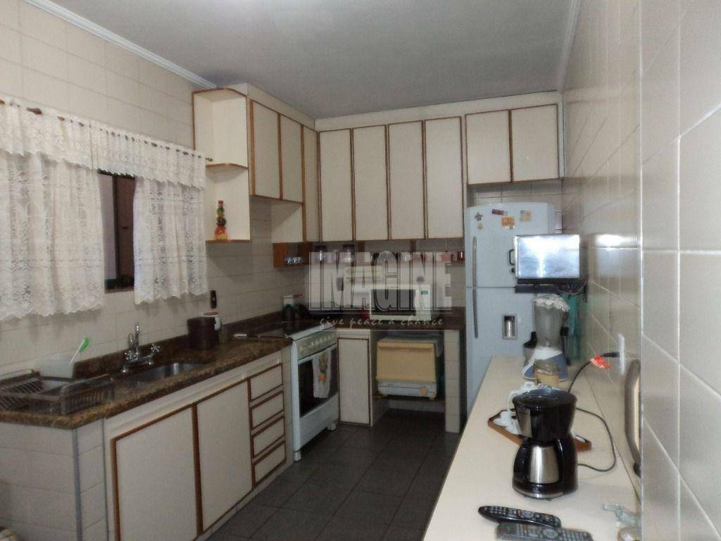 Sobrado à venda com 3 quartos, 250m² - Foto 6