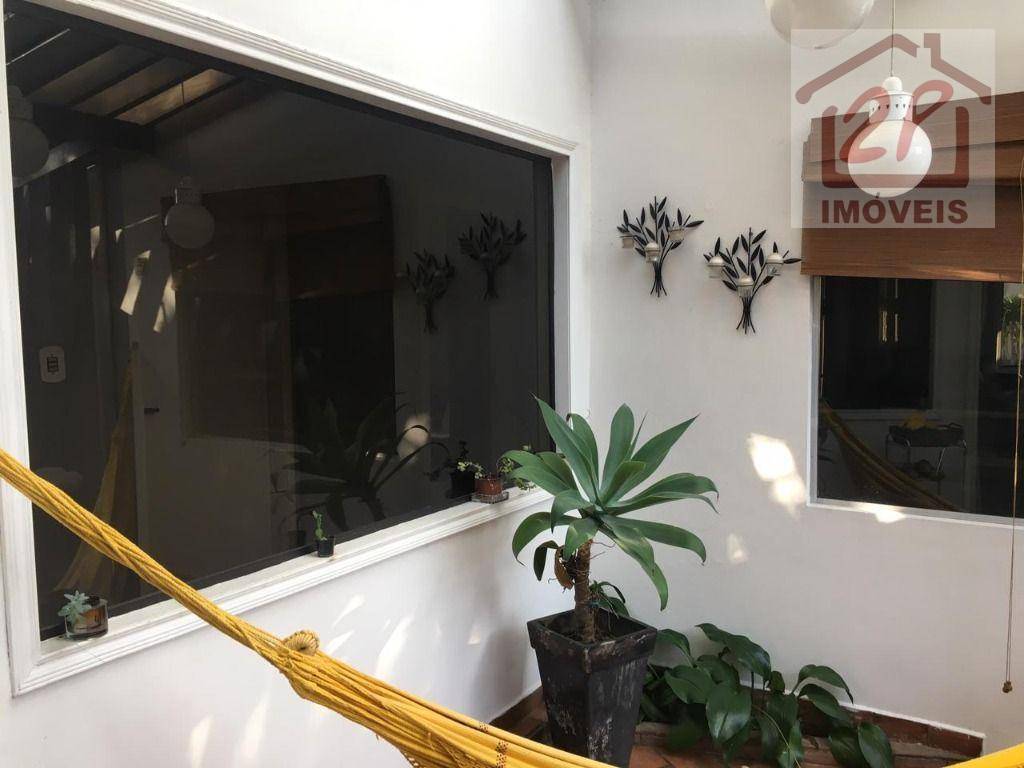 Casa, 3 quartos, 230 m² - Foto 23