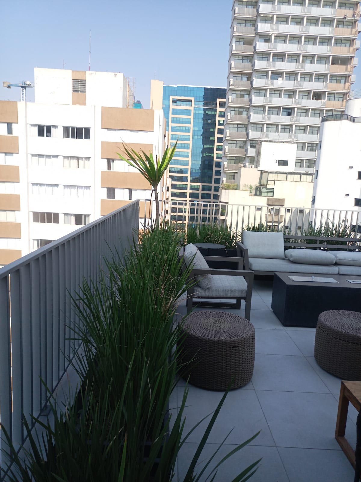 Apartamento à venda com 2 quartos, 75m² - Foto 1