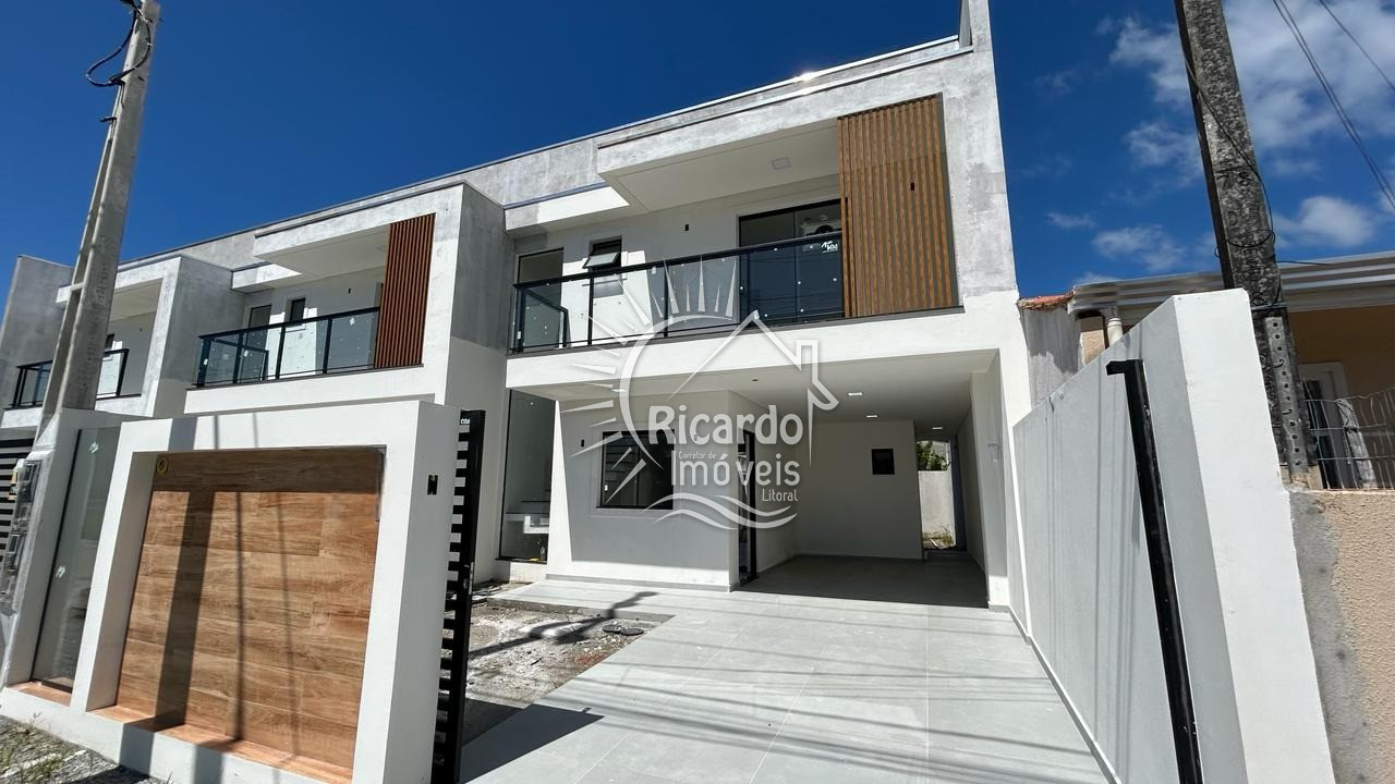 Casa à venda com 3 quartos, 127m² - Foto 1