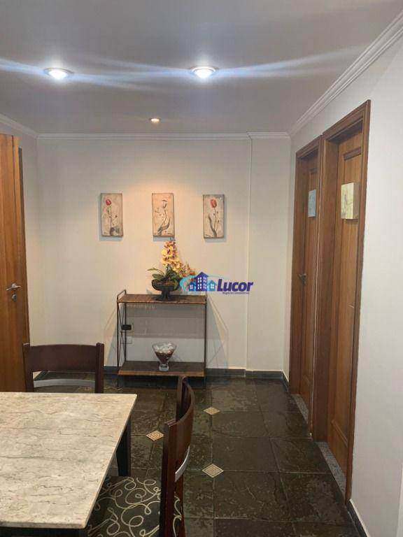 Apartamento à venda com 3 quartos, 75m² - Foto 8