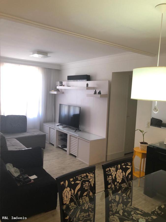 Apartamento à venda com 2 quartos, 64m² - Foto 12