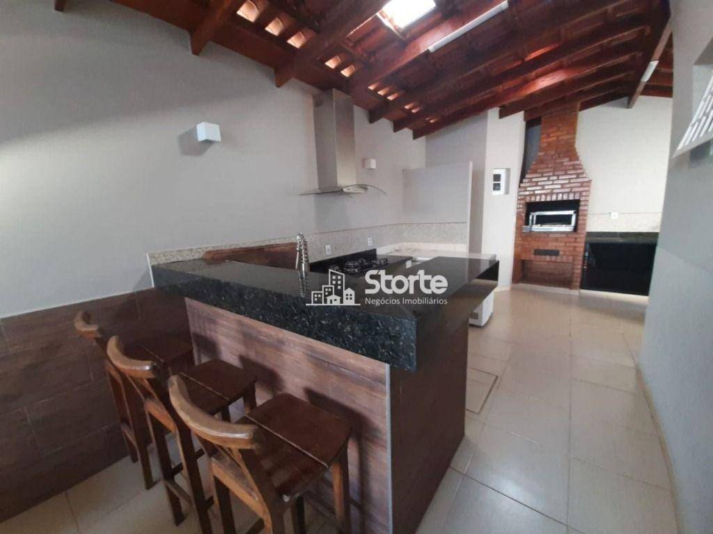 Casa à venda com 4 quartos, 235m² - Foto 13