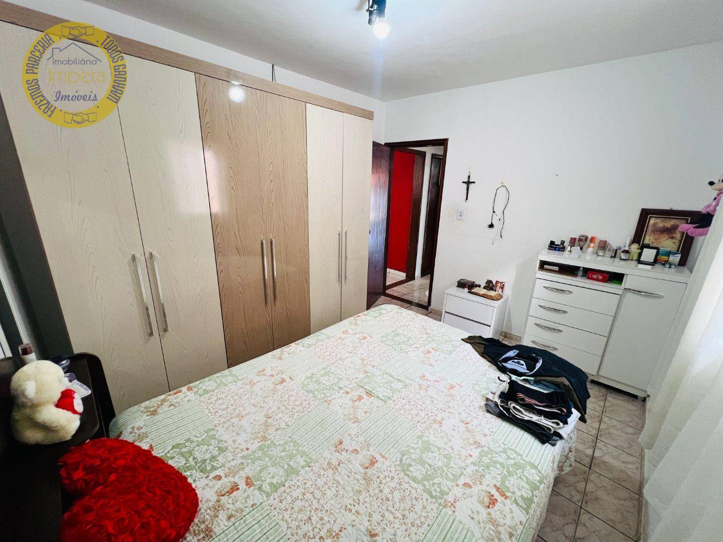 Casa para alugar com 3 quartos, 120m² - Foto 12