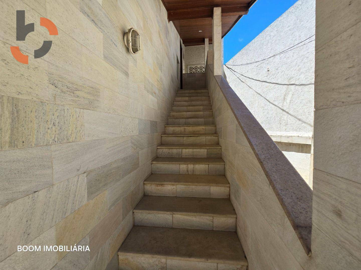 Casa de Condomínio à venda com 6 quartos, 300m² - Foto 45