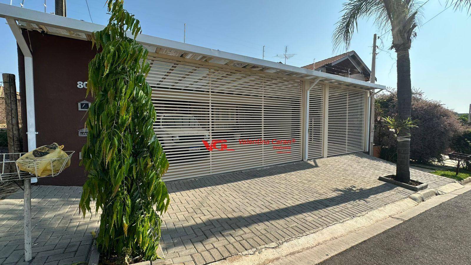 Sobrado à venda e aluguel com 4 quartos, 213m² - Foto 1