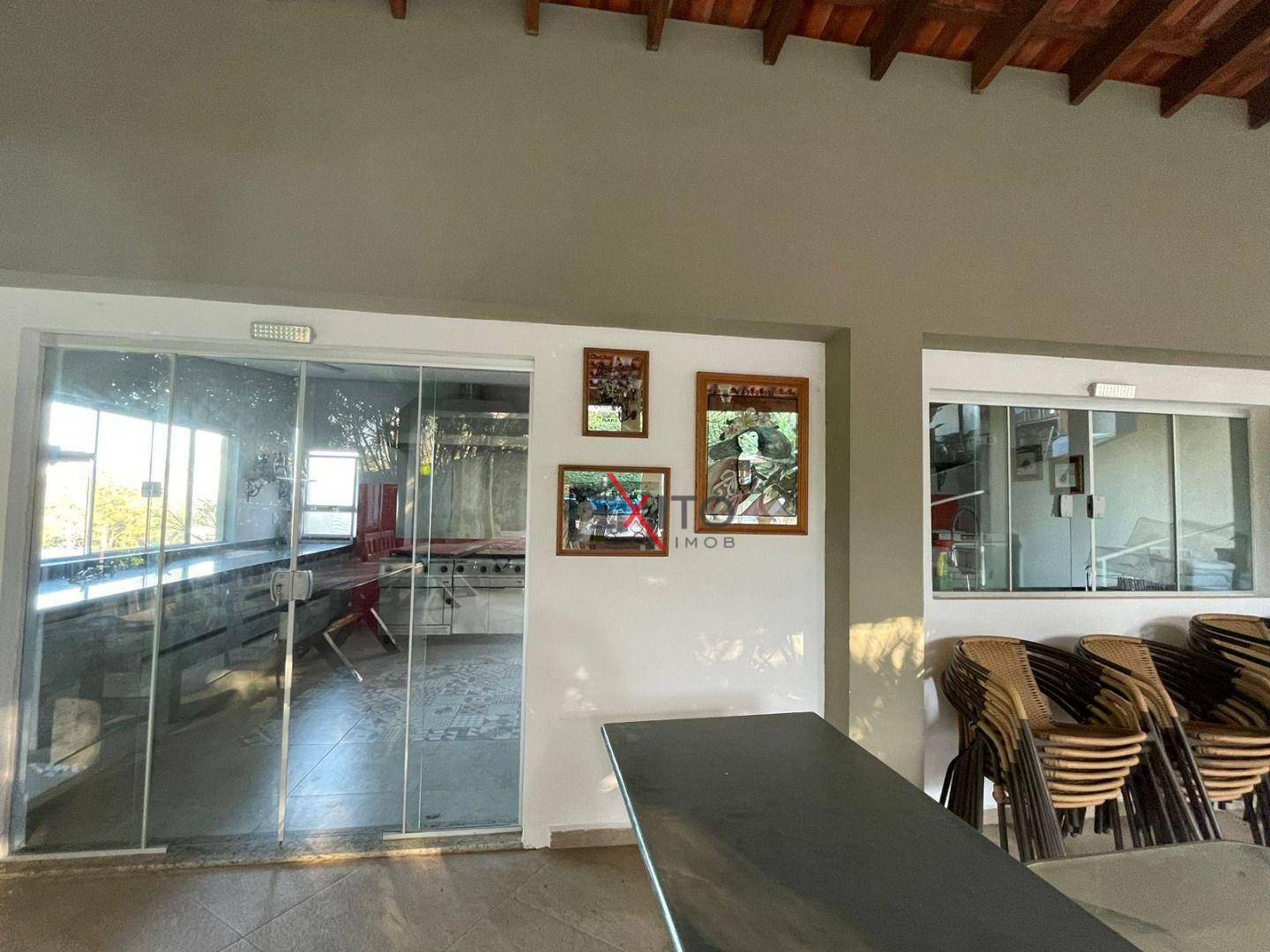 Chácara à venda com 2 quartos, 200m² - Foto 18