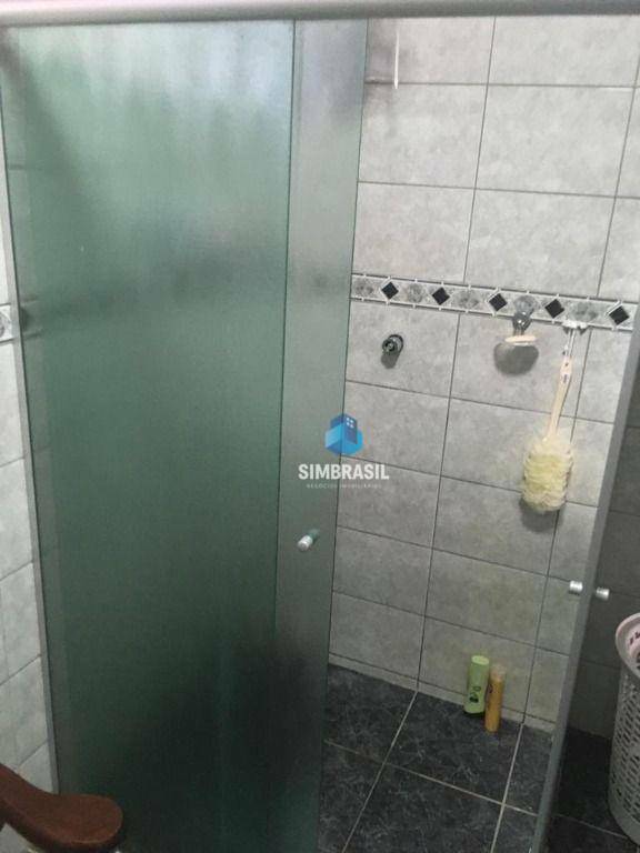 Casa, 3 quartos, 218 m² - Foto 25