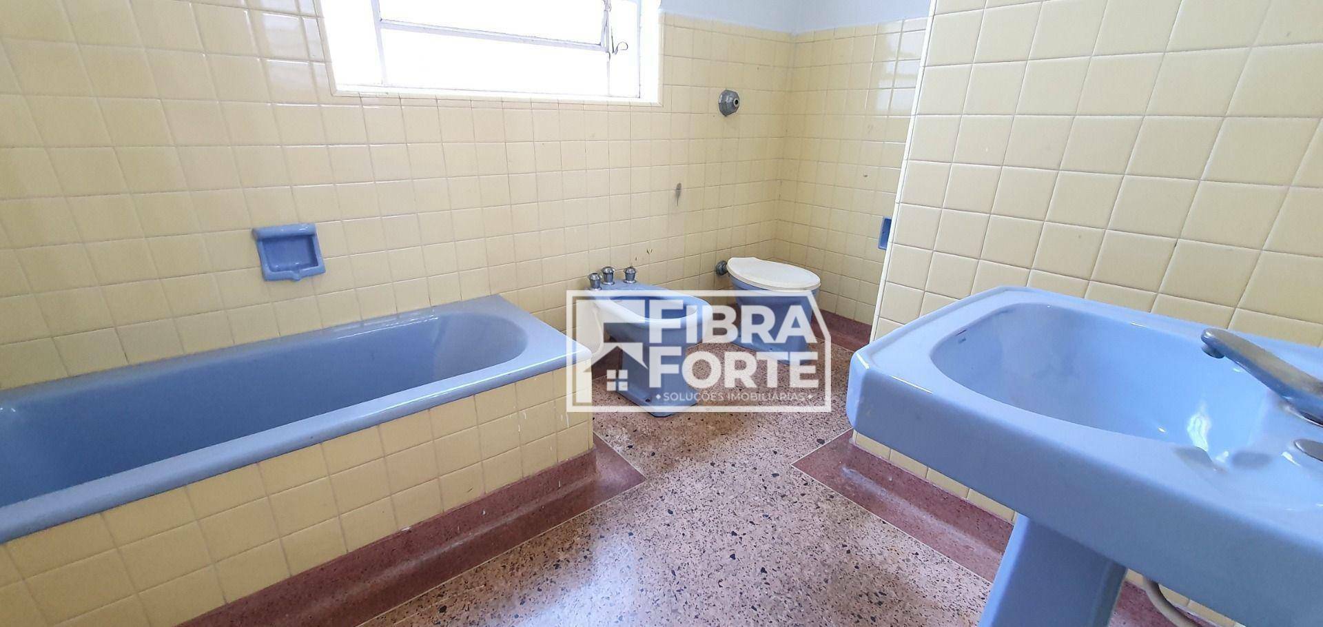 Casa à venda com 5 quartos, 224m² - Foto 13