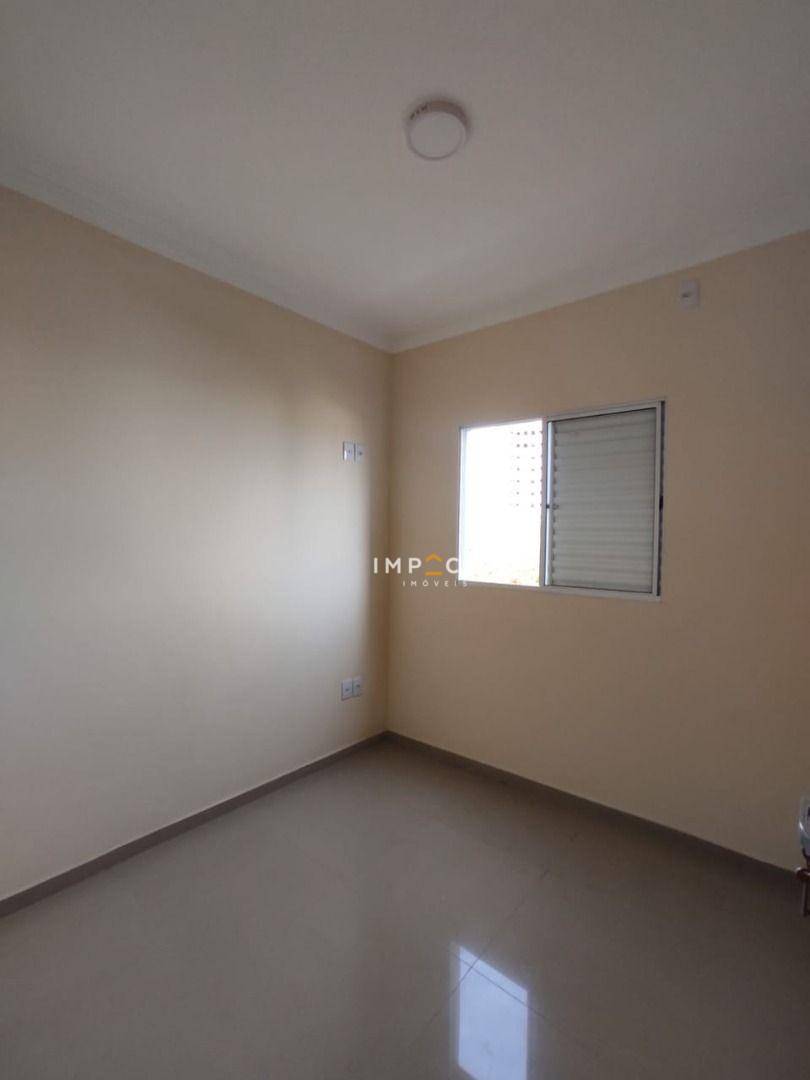 Apartamento à venda com 2 quartos, 75m² - Foto 11