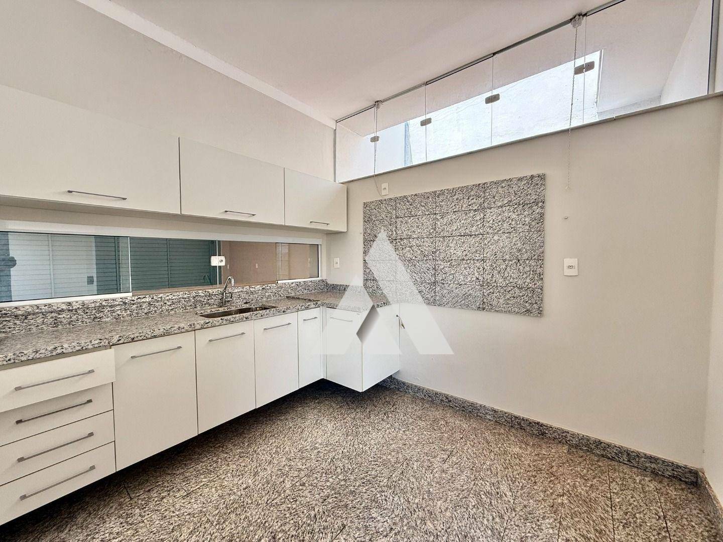 Casa à venda com 3 quartos, 155m² - Foto 6