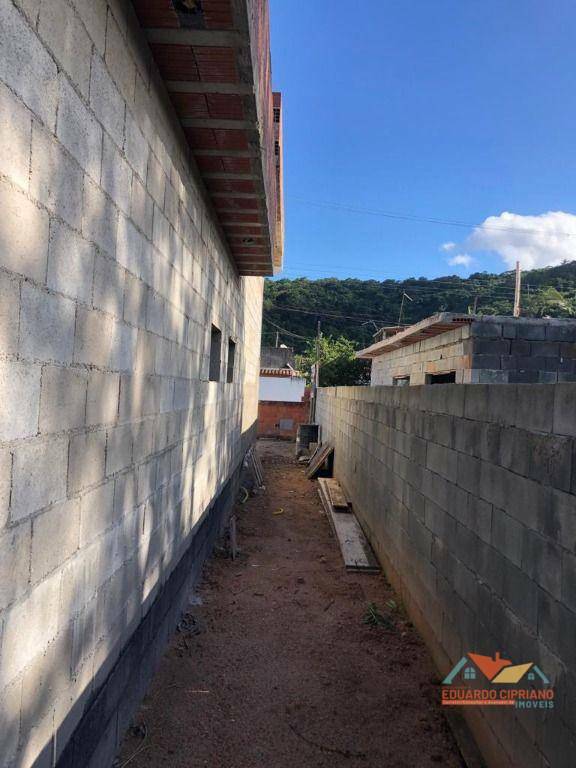 Casa à venda com 3 quartos, 120m² - Foto 26