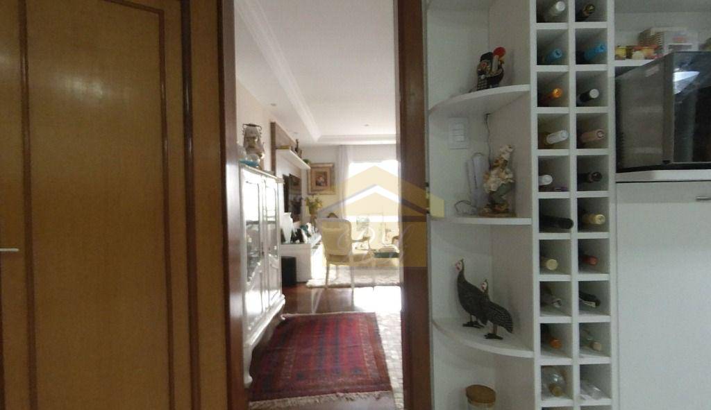 Apartamento à venda com 3 quartos, 158m² - Foto 16