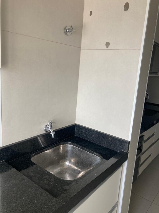Apartamento para alugar com 2 quartos, 65m² - Foto 17