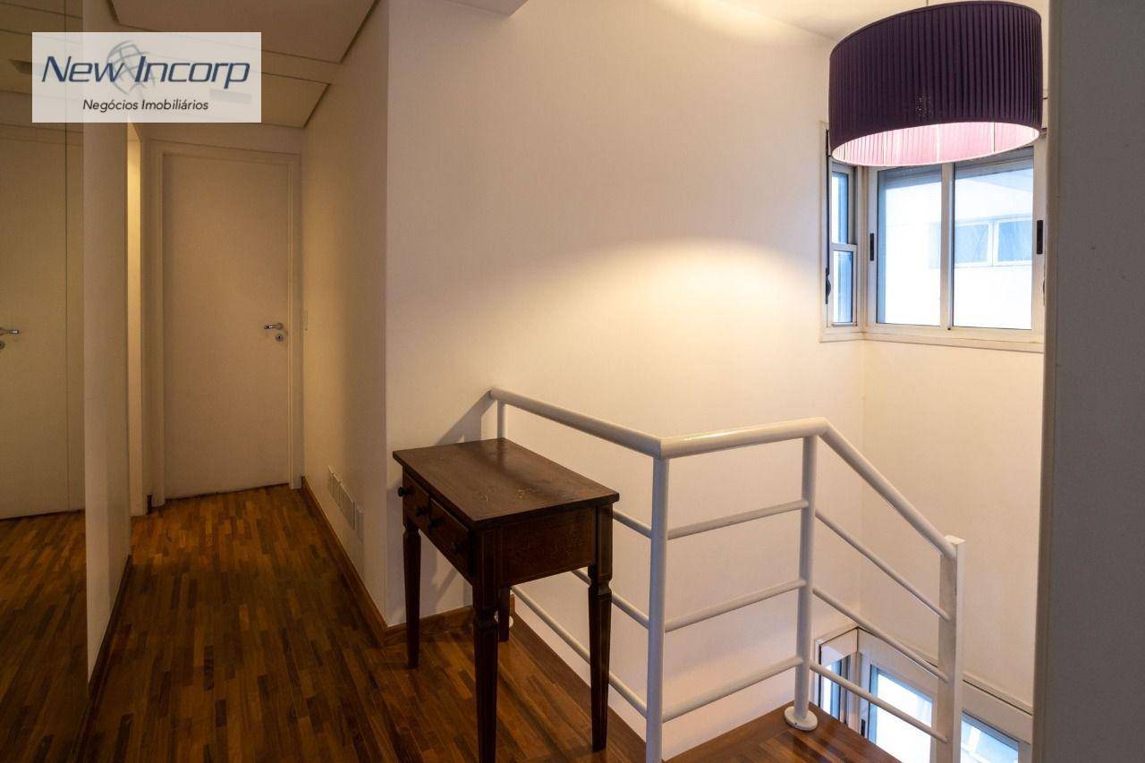 Apartamento à venda com 7 quartos, 238m² - Foto 16