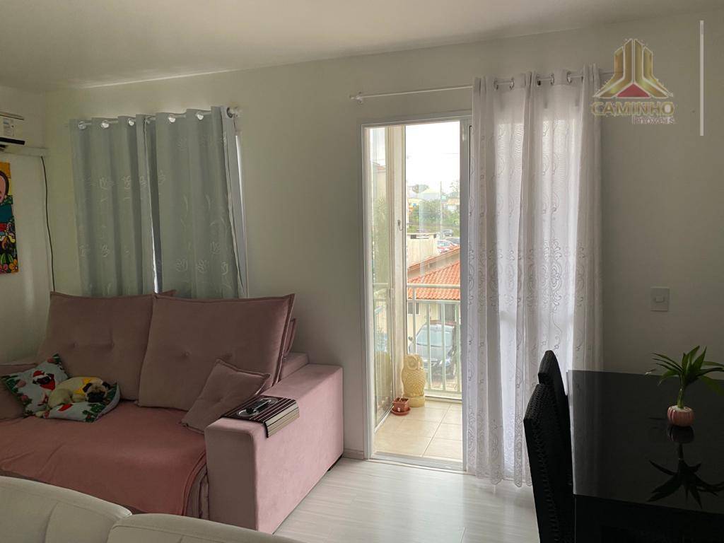 Apartamento à venda com 3 quartos, 67m² - Foto 1