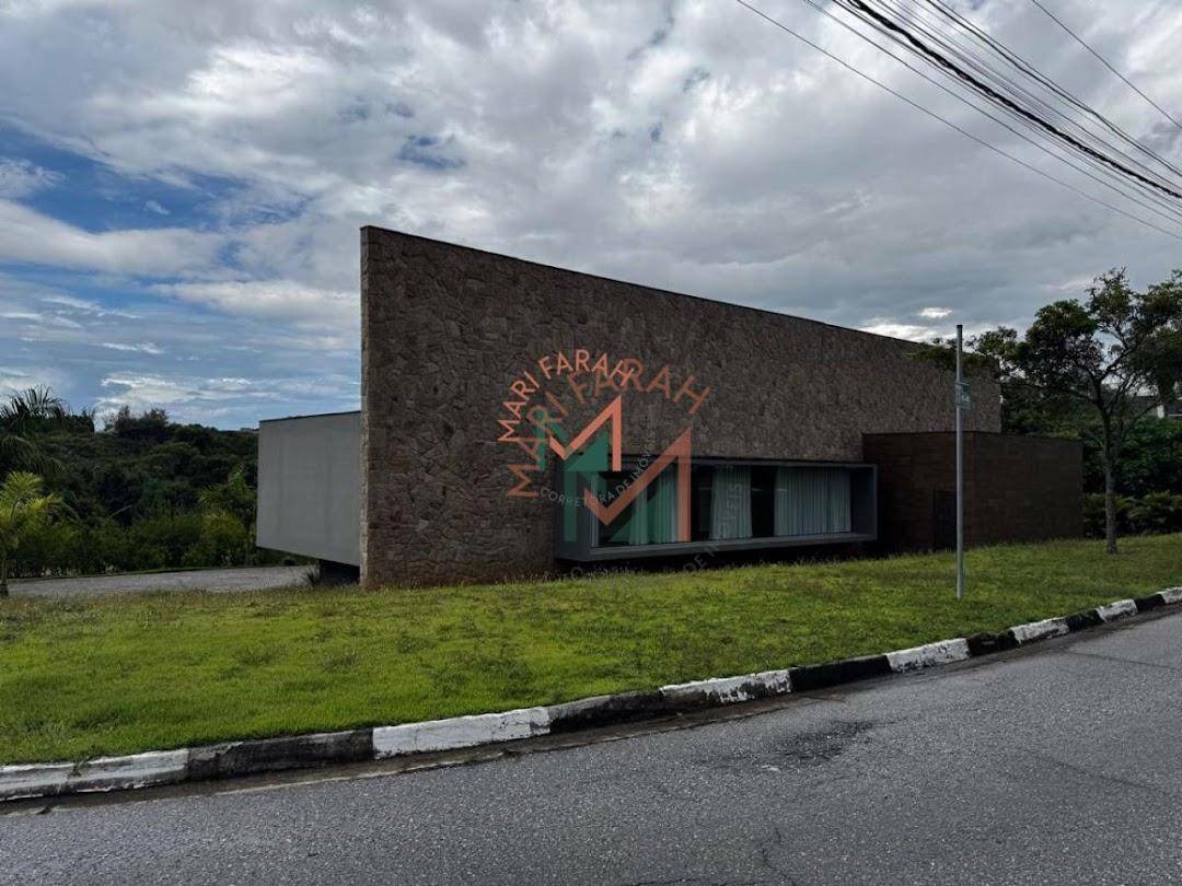 Casa de Condomínio à venda com 4 quartos, 550m² - Foto 2