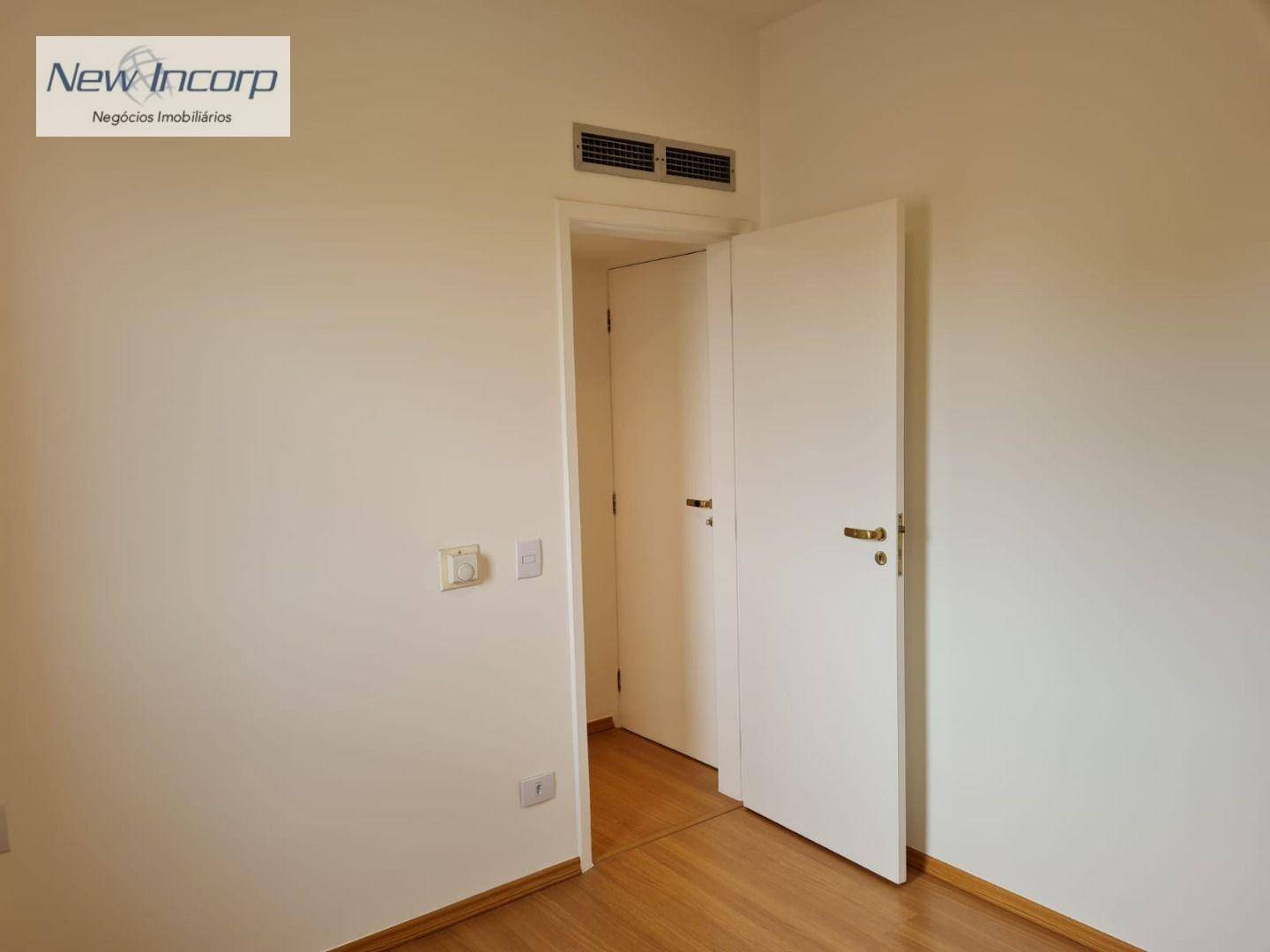 Apartamento à venda com 4 quartos, 287m² - Foto 16